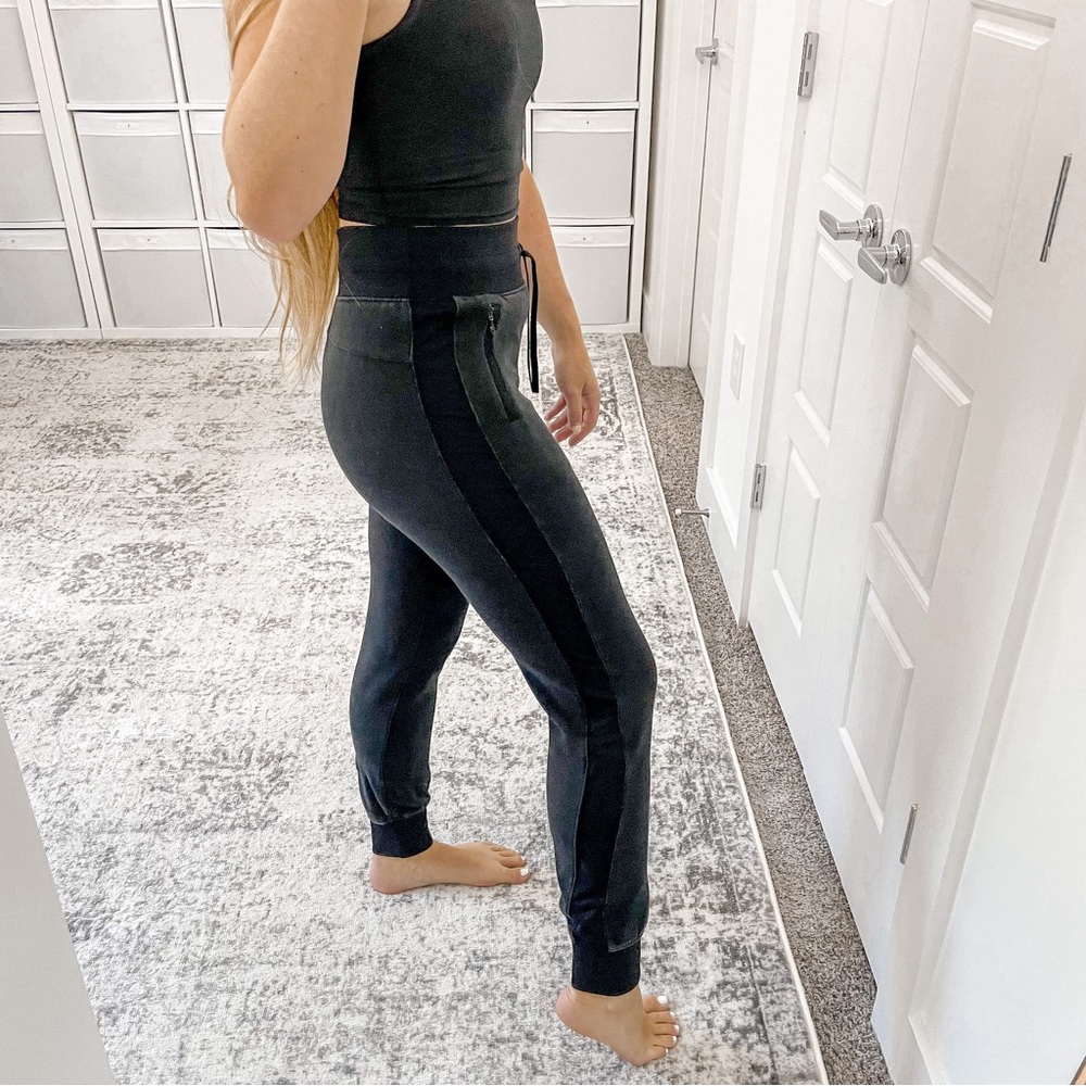 Lululemon Scuba Joggers Two Tone